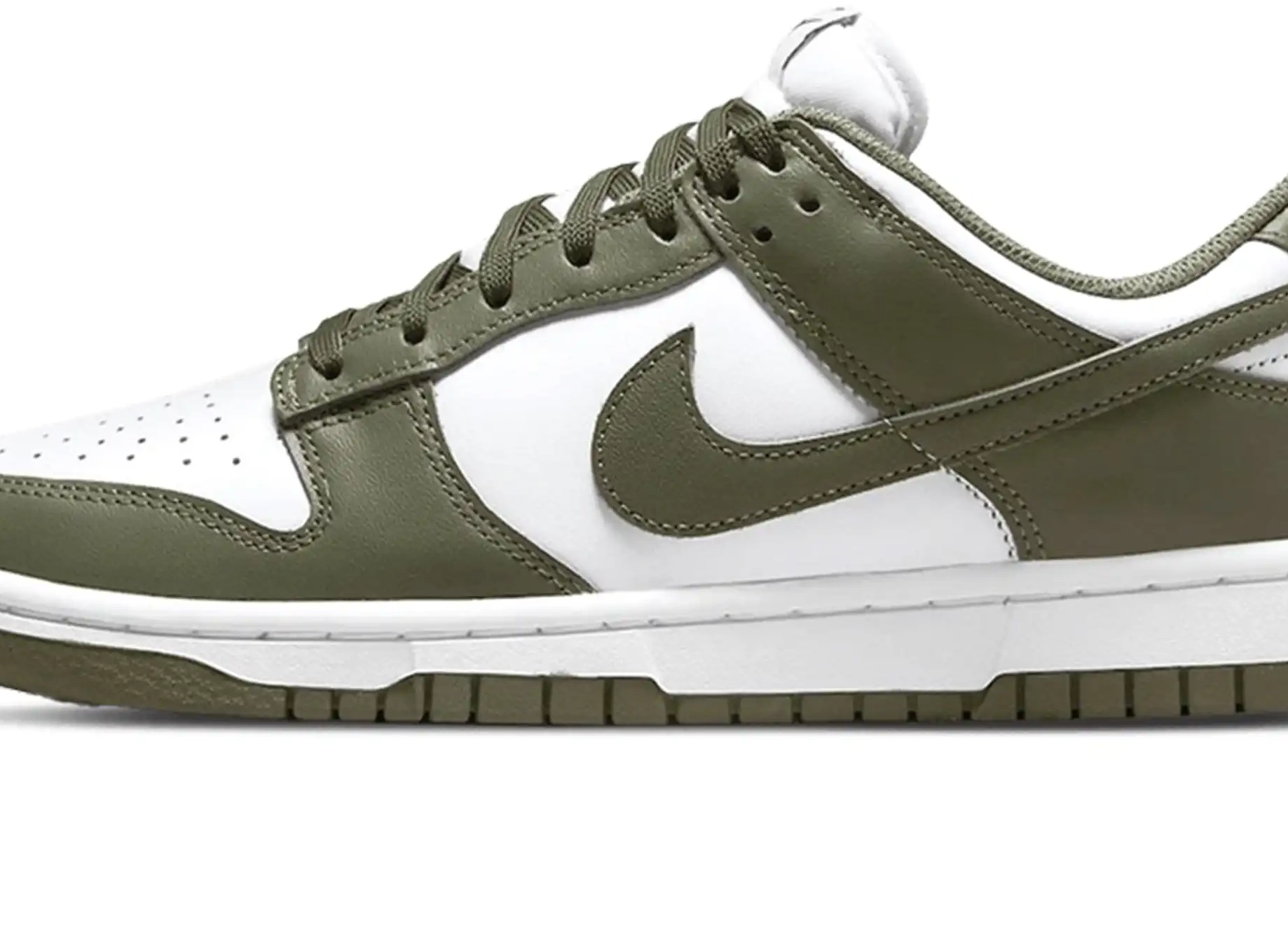 Dunk 'Medium Nike Low Olive' W 0706